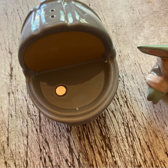 Star Wars   The child. Salt & pepper set - Picture 8 of 11